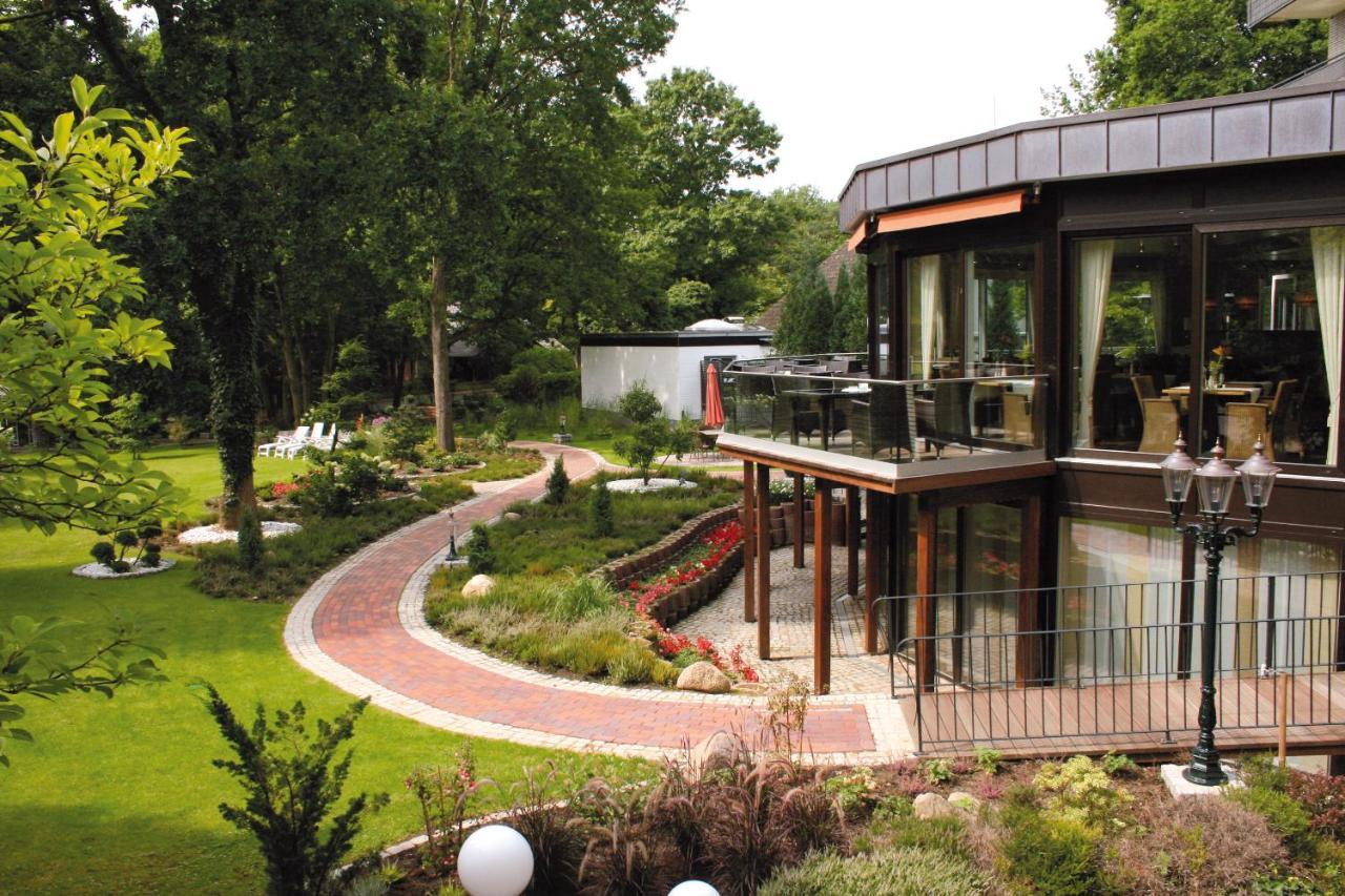 Golf- Und Wellnesshotel Amtsheide Bad Bevensen Esterno foto