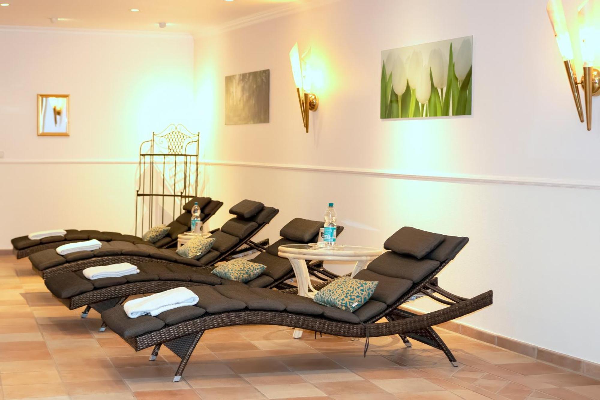 Golf- Und Wellnesshotel Amtsheide Bad Bevensen Esterno foto