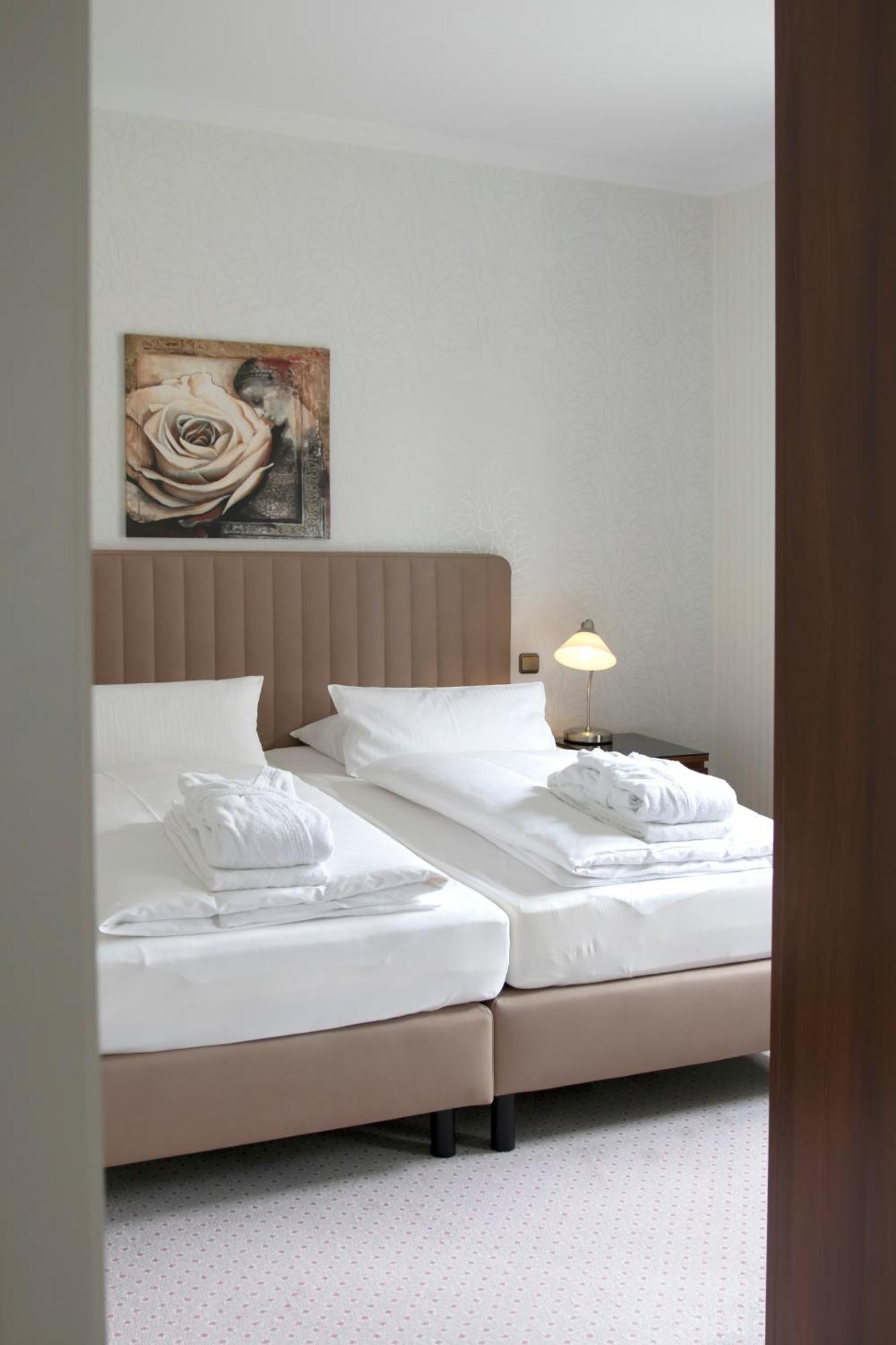 Golf- Und Wellnesshotel Amtsheide Bad Bevensen Esterno foto