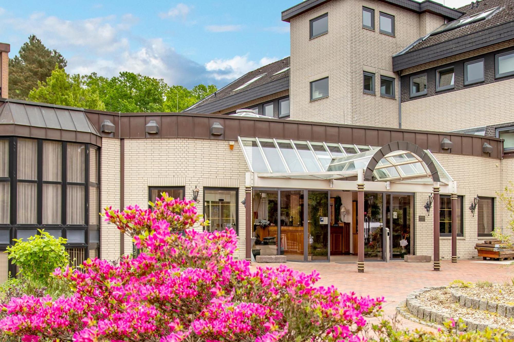 Golf- Und Wellnesshotel Amtsheide Bad Bevensen Esterno foto