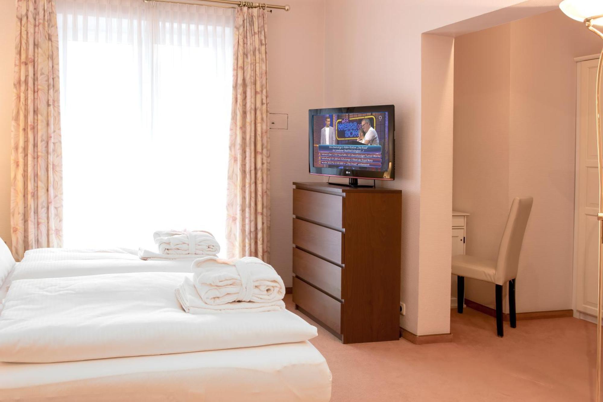 Golf- Und Wellnesshotel Amtsheide Bad Bevensen Esterno foto