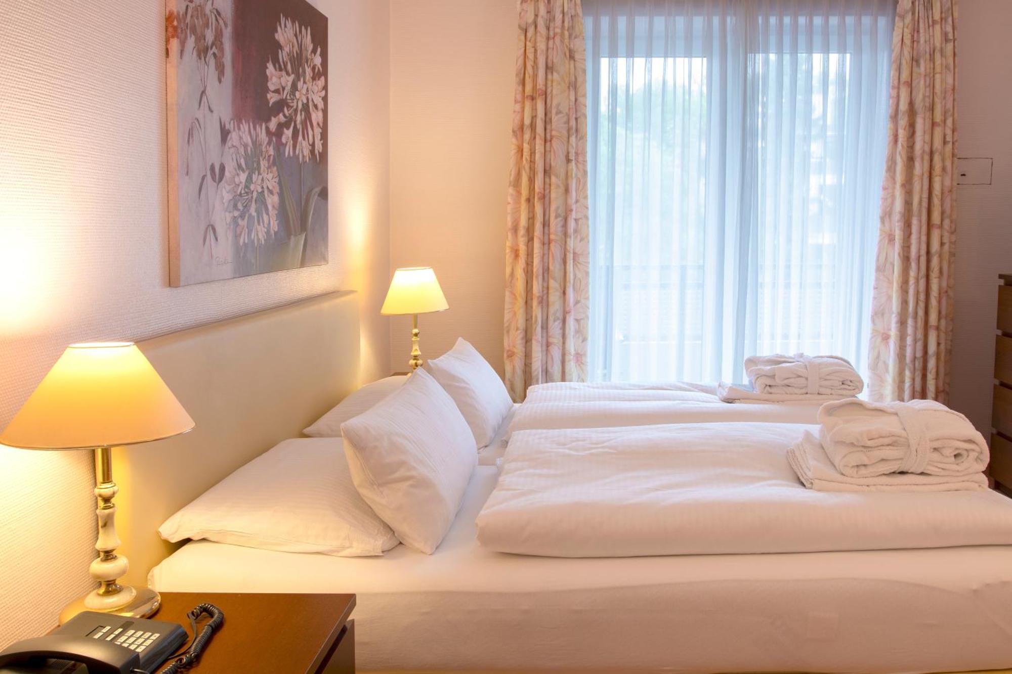 Golf- Und Wellnesshotel Amtsheide Bad Bevensen Esterno foto