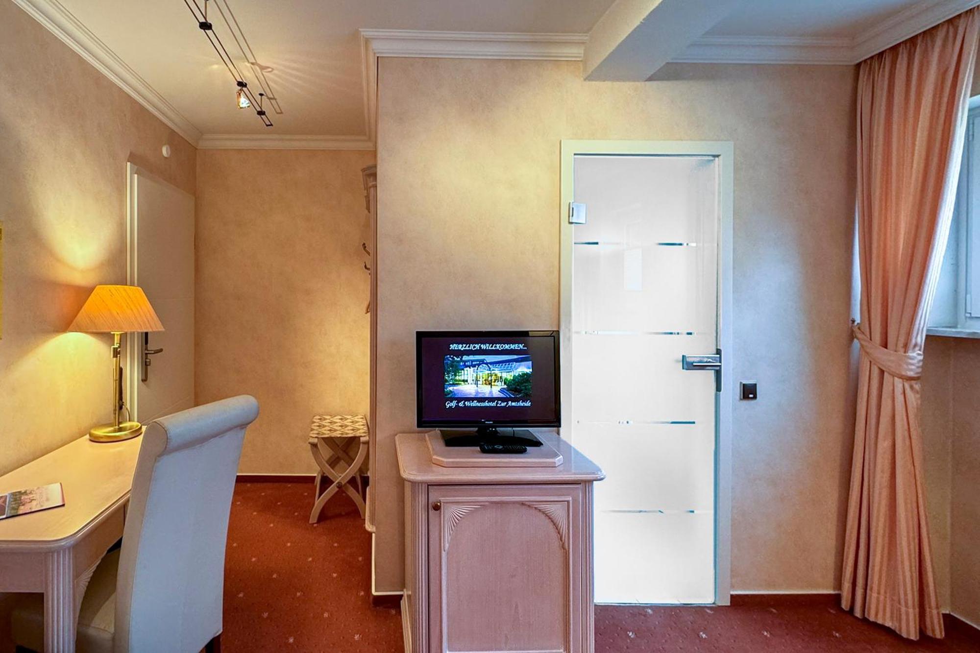Golf- Und Wellnesshotel Amtsheide Bad Bevensen Esterno foto