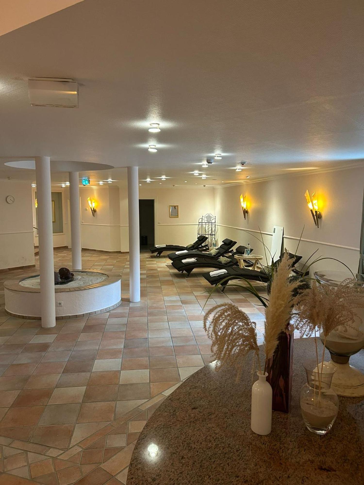 Golf- Und Wellnesshotel Amtsheide Bad Bevensen Esterno foto
